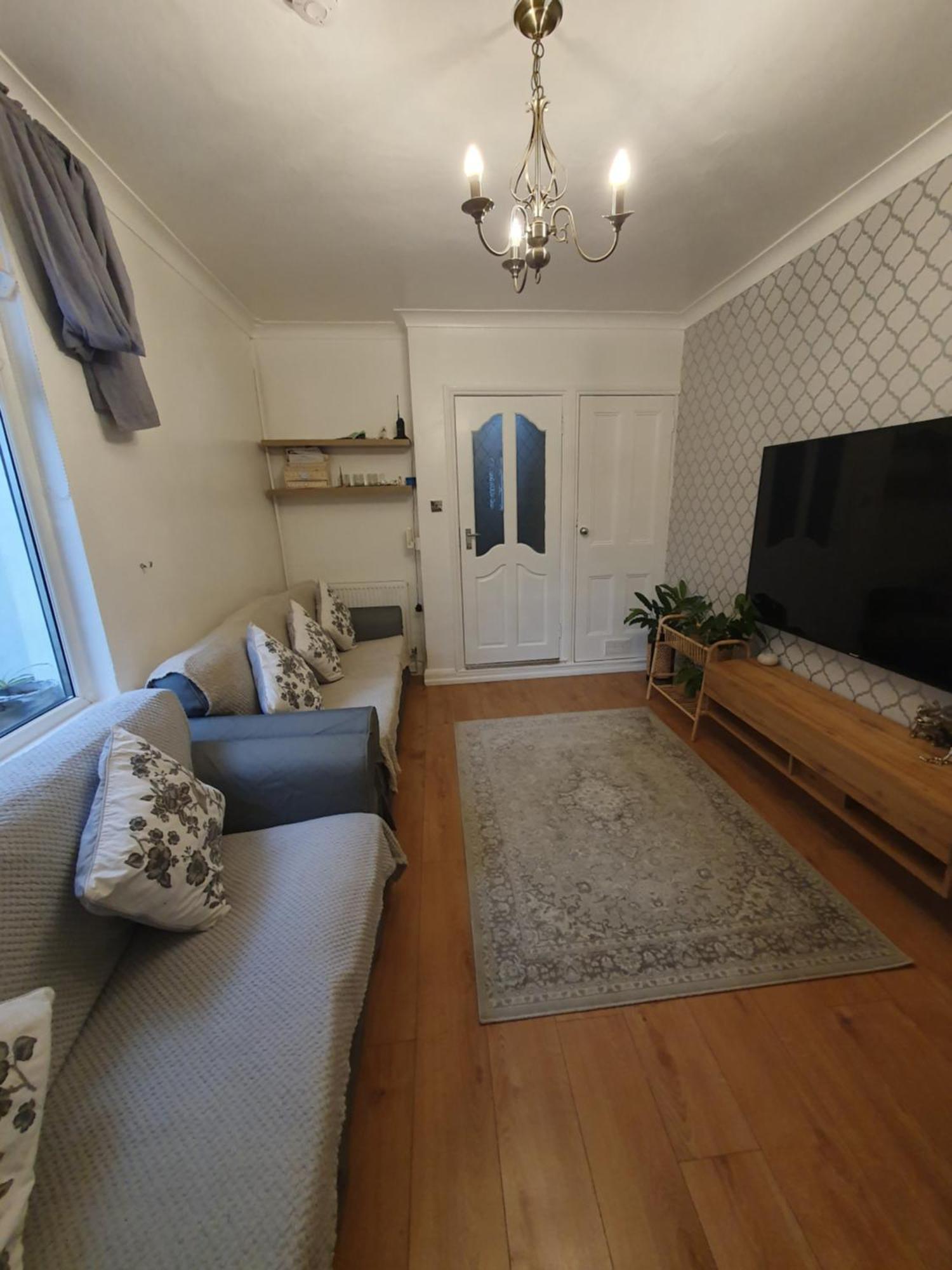 Private Room In Cardiff Exterior photo